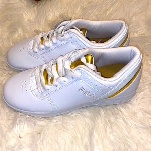 NWT FILA WHITE AND GOLD SNEAKERS